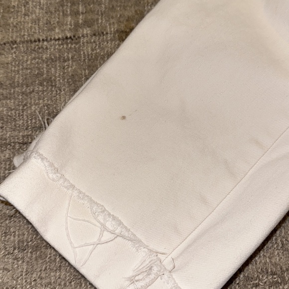 AMO Stix Crop White Jeans. Size 28. Excellent condition. - Picture 8 of 8